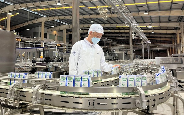 Sữa tươi Vinamilk tiên phong đạt chứng nhận về độ tinh khiết Clean Label Project từ Mỹ - Ảnh 2.