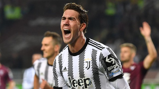 Những ngôi sao có thể rời Juventus sau án phạt - Ảnh 1.