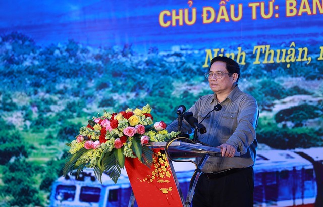 Thủ tướng Phạm Minh Chính dự Lễ ra quân dự án nâng cấp tuyến đường sắt Nha Trang - Sài Gòn - Ảnh 2.