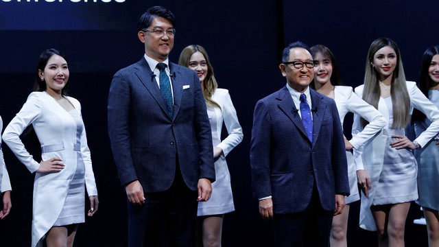 CEO Toyota từ chức - Ảnh 2.