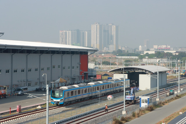 Tuyến Metro số 1 khởi công hạng mục cuối trước khi chuyển sang vận hành - Ảnh 1.