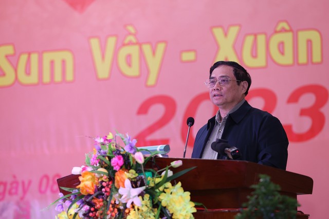Thủ tướng Phạm Minh Chính: Mỗi người, mỗi nhà đều có Tết ấm áp, tràn đầy hạnh phúc và yêu thương - Ảnh 3.