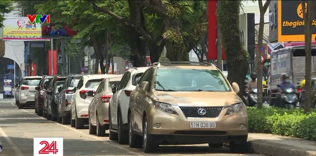 TP Hồ Chí Minh đề xuất làm bãi đỗ xe ở nhiều khu đất trống - Ảnh 2.