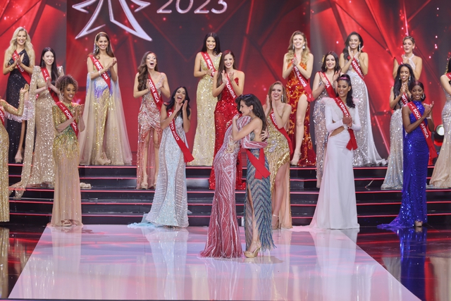 Người đẹp Brazil đăng quang Miss Charm 2023 - Ảnh 3.