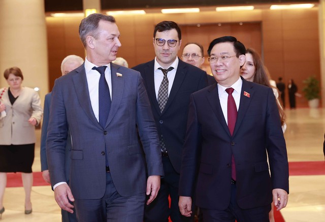 Chủ tịch Quốc hội đề nghị đẩy mạnh hợp tác Việt Nam - Nga về dầu khí, năng lượng - Ảnh 1.