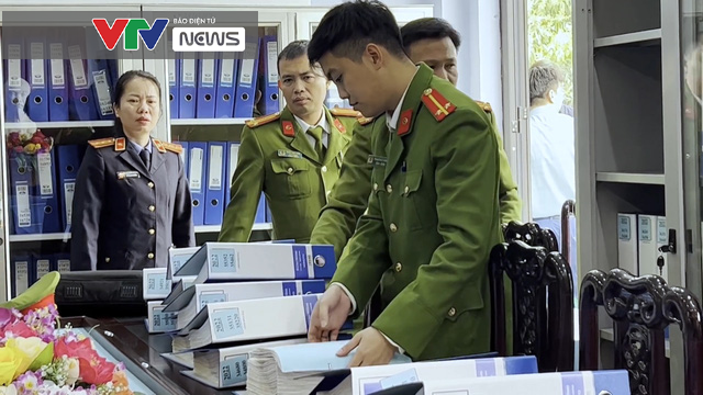 Lào Cai: Tạm giữ Phó Giám đốc Trung tâm Đăng kiểm xe cơ giới 24-01D - Ảnh 1.