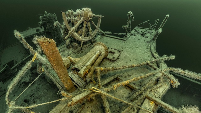 Khám phá bên trong “chiếc thuyền ma” chìm dưới đáy biển Baltic - Ảnh 4.