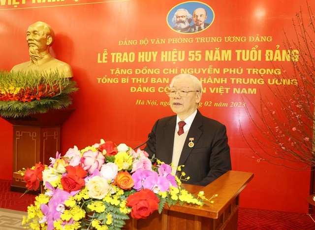Phát biểu của Tổng Bí thư Nguyễn Phú Trọng tại Lễ nhận Huy hiệu 55 năm tuổi Đảng - Ảnh 1.