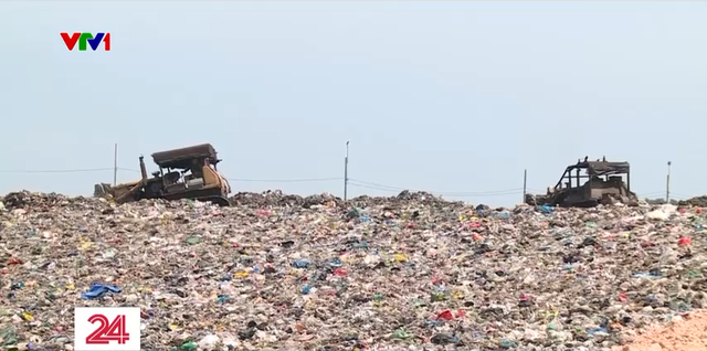 Thiếu nhà máy đốt rác phát điện, TP Hồ Chí Minh vẫn phải chôn lấp hàng nghìn tấn rác - Ảnh 4.