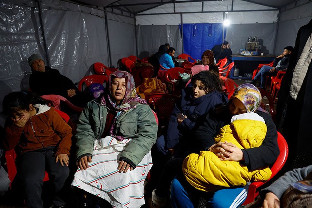 Thảm họa động đất tại Thổ Nhĩ Kỳ, nhiều gia đình không còn ai sống sót - Ảnh 5.