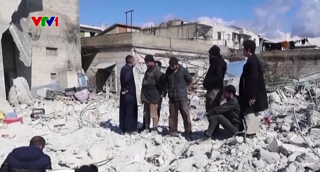 Người đàn ông Syria mất 20 người thân trong thảm họa động đất - Ảnh 1.