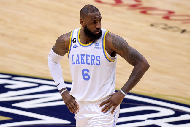 Chấn thương của LeBron James ảnh hưởng lớn tới cơ hội dự play-in của Los Angeles Lakers   - Ảnh 1.