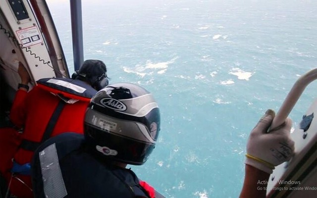 Hai sà lan gặp nạn tại khu vực đảo Phú Quý: Mở rộng tìm kiếm thuyền viên mất tích - Ảnh 1.