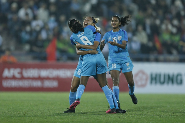 Cầm hòa U20 nữ Ấn Độ, U20 nữ Việt Nam giành vé dự VCK châu Á 2024 - Ảnh 1.