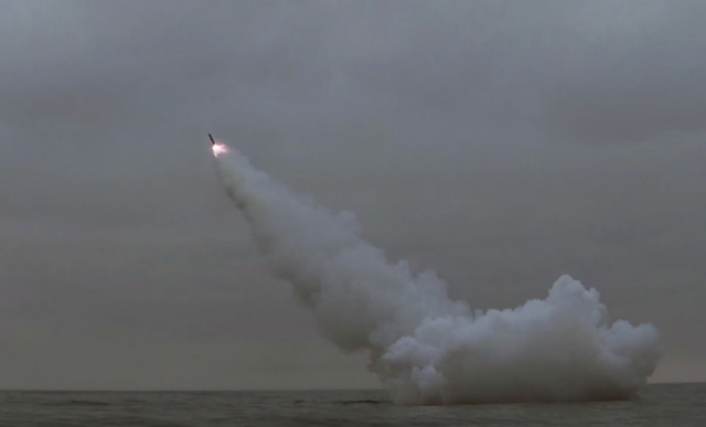 Triều Tiên phóng thử tên lửa hành trình chiến lược, Hàn Quốc - Mỹ tập trận chung lớn nhất trong 5 năm qua - Ảnh 2.