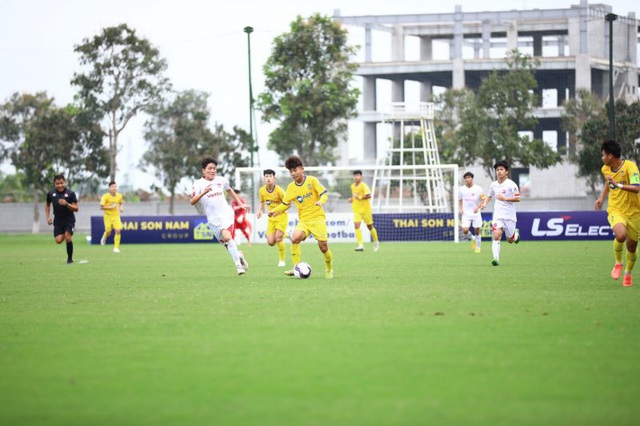 U17 Viettel gặp U17 Hồng Lĩnh Hà Tĩnh ở trận chung kết Giải U17 Quốc gia – cúp Thái Sơn Nam 2023 - Ảnh 1.
