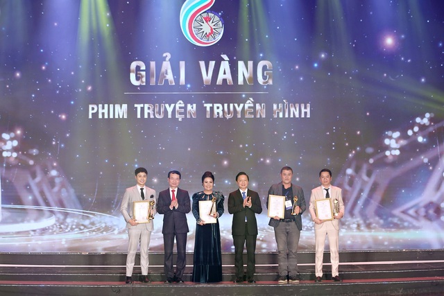 Ngân Quỳnh: Giải Nữ diễn viên xuất sắc LHTHTQ lần thứ 41 là bất ngờ lớn - Ảnh 1.