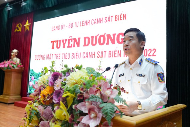 Tuyên dương gương mặt trẻ tiêu biểu Cảnh sát biển năm 2022 - Ảnh 1.