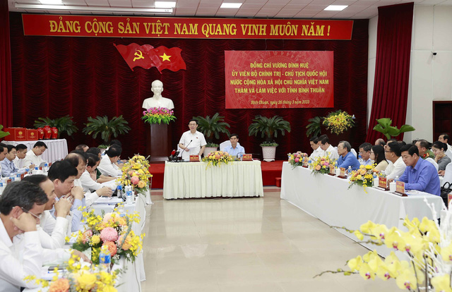 Chủ tịch Quốc hội làm việc với cán bộ chủ chốt Bình Thuận - Ảnh 2.