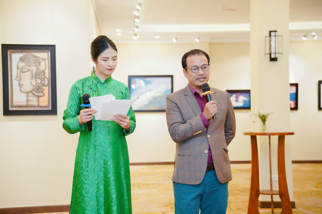 Trưng bày 30 tác phẩm của cố họa sĩ Bửu Chỉ tại triển lãm Tay níu thời gian - Ảnh 1.