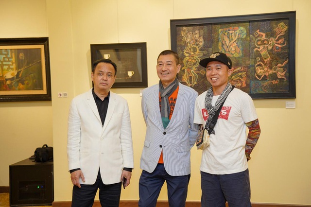 Trưng bày 30 tác phẩm của cố họa sĩ Bửu Chỉ tại triển lãm Tay níu thời gian - Ảnh 3.