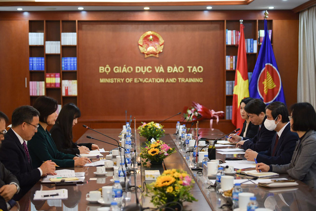 Mong muốn Hàn Quốc hỗ trợ 5 trường của Việt Nam thí điểm đại học số - Ảnh 1.