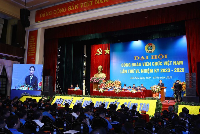 Khai mạc trọng thể Đại hội Công đoàn Viên chức Việt Nam lần thứ VI, nhiệm kỳ 2023 - 2028 - Ảnh 2.