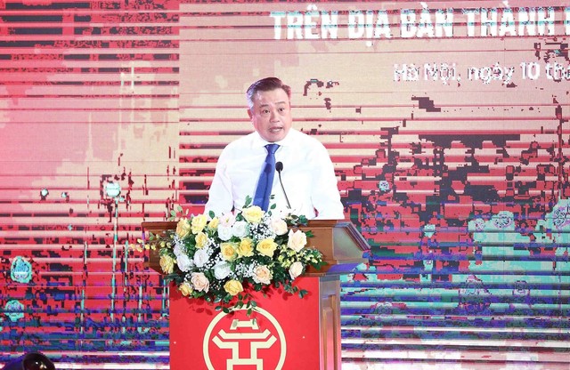 Hà Nội tuyên dương 96 Thủ khoa tốt nghiệp đại học, học viện năm 2023  - Ảnh 2.