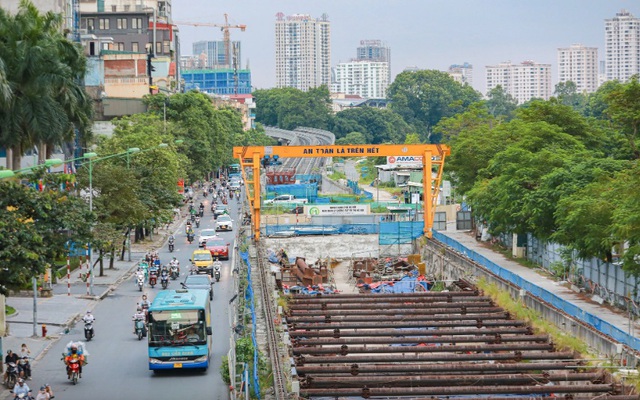 Hoàn trả mặt đường tuyến metro Nhổn - Ga Hà Nội - Ảnh 8.