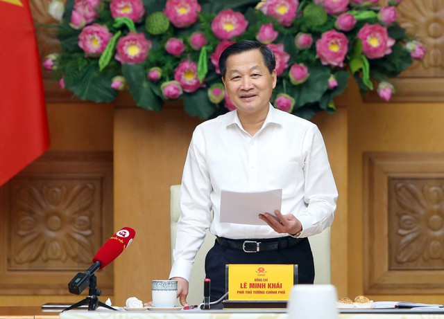 Phó Thủ tướng Lê Minh Khái chốt thời hạn trình phương án điều chỉnh giá điện, dịch vụ y tế - Ảnh 1.