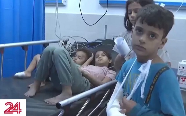 Bệnh viện ở Dải Gaza sắp cạn kiệt nguồn thuốc cấp cứu bệnh nhân - Ảnh 1.