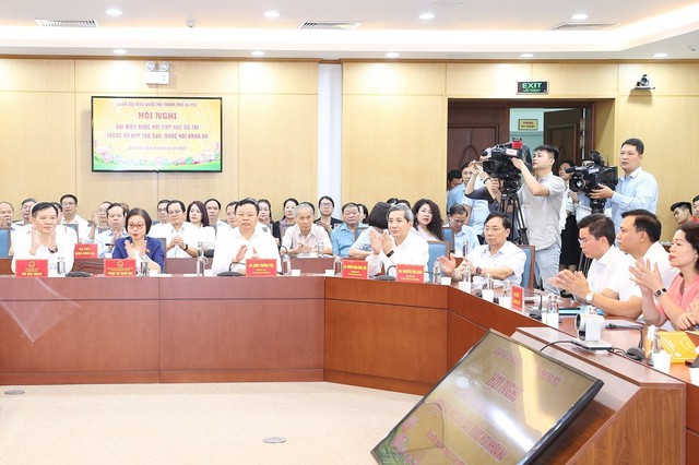 Tổng Bí thư Nguyễn Phú Trọng tiếp xúc cử tri thành phố Hà Nội - Ảnh 5.