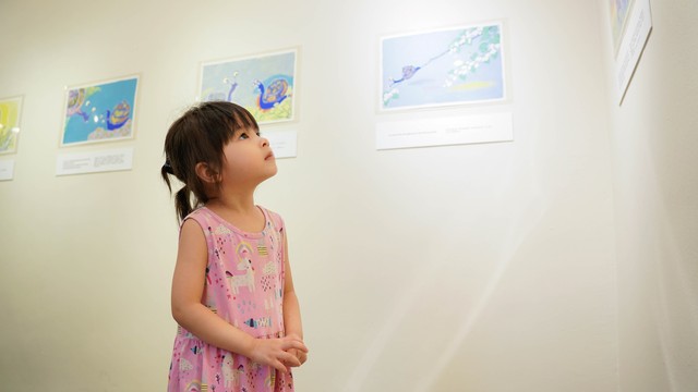 Khán giả say đắm với những tác phẩm tranh gốc Nỗi buồn ốc sên và Chim sẻ Cosette của hoạ sĩ Yasumasa Suzuki - Ảnh 10.
