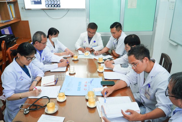 Vụ nghi ngộ độc sữa ở Tiền Giang: Bệnh nhân được ngưng lọc máu - Ảnh 1.