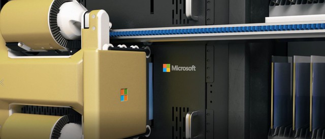 Microsoft đang nghiên cứu công nghệ lưu trữ có thể tồn tại 10.000 năm - Ảnh 1.
