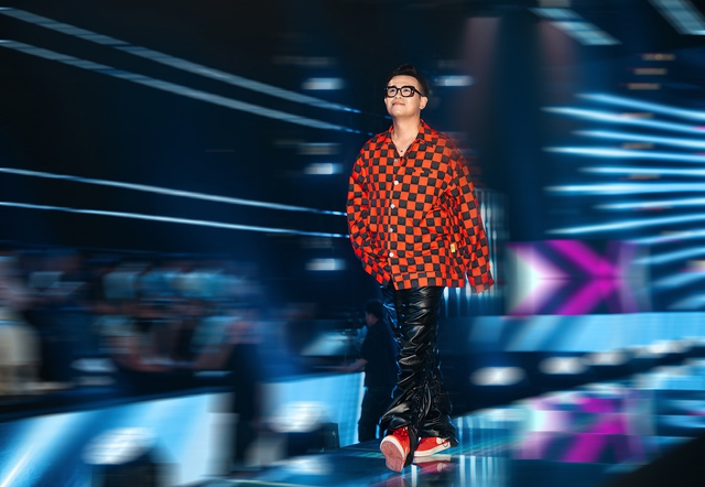 Phong cách cực ngầu của MC Đức Bảo tại Vietnam Idol 2023 - Ảnh 9.