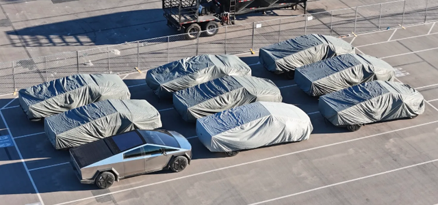 Tesla bắt đầu giao xe bán tải Cybertruck từ ngày 30/11 - Ảnh 1.