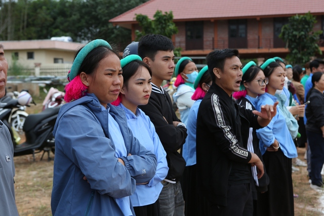 Độc đáo tình yêu bóng đá của phụ nữ ở Bình Liêu tỉnh Quảng Ninh - Ảnh 3.