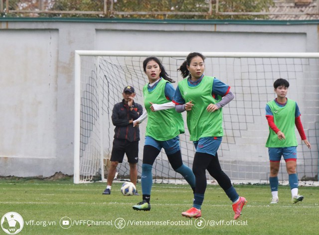 ĐT nữ Việt Nam tự tin, tích cực tập luyện hướng tới trận đấu gặp Ấn Độ - Ảnh 3.