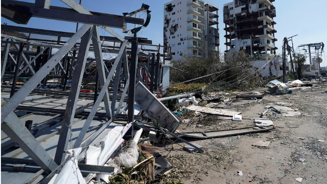 Số nạn nhân tử vong vì bão Otis tại Mexico tăng lên gần 40 người - Ảnh 1.