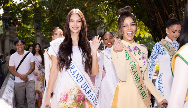 Thí sinh Hoa hậu Hòa bình quốc tế 2023 duyên dáng áo dài thăm Hà Nội - Ảnh 4.