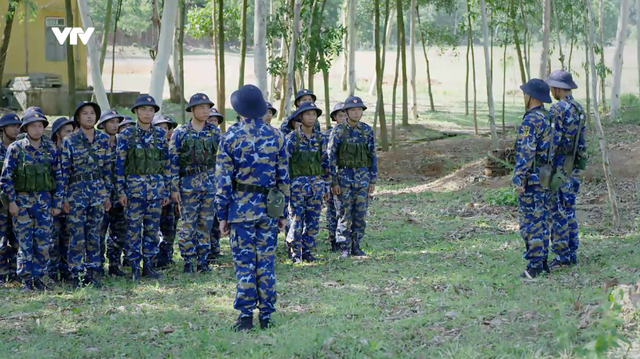 Cuộc chiến không giới tuyến - Tập 17: Một mình vào rừng, Trung suýt gặp nguy hiểm - Ảnh 15.