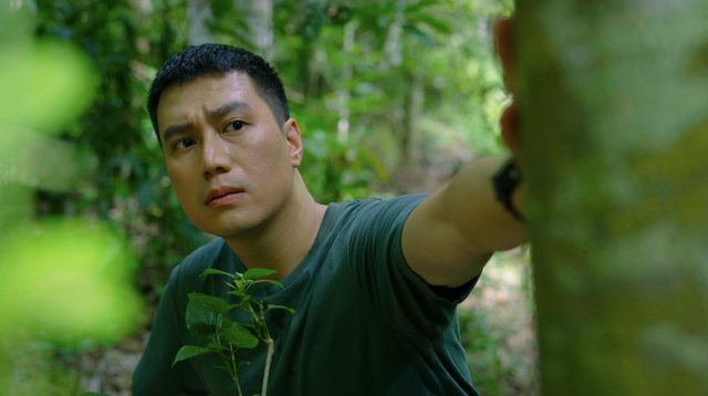 Cuộc chiến không giới tuyến - Tập 17: Một mình vào rừng, Trung suýt gặp nguy hiểm - Ảnh 19.