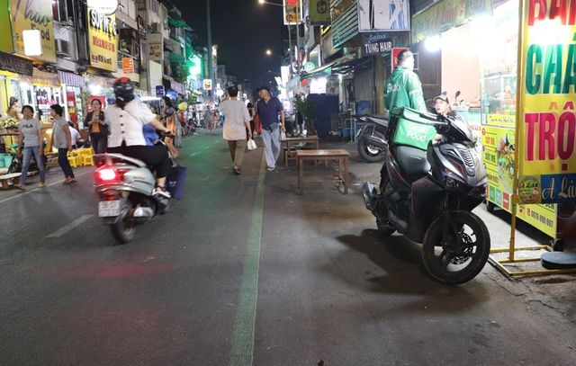 Đìu hiu phố ẩm thực Nguyễn Thượng Hiền, TP Hồ Chí Minh - Ảnh 1.