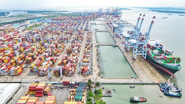 Chuyển đổi số cảng biển giúp tiết kiệm chi phí cho doanh nghiệp - Ảnh 1.