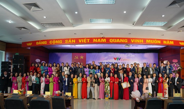 Trường Cao đẳng Truyền hình kỷ niệm Ngày nhà giáo Việt Nam và 30 năm trường trực thuộc Đài THVN - Ảnh 6.