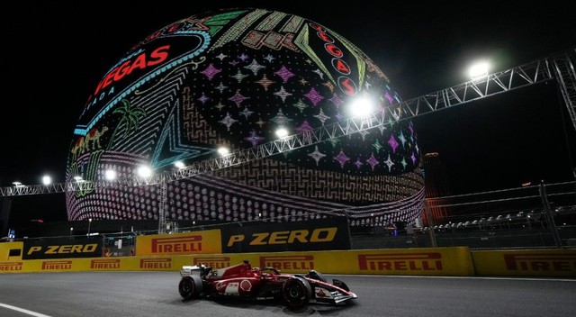 Đua xe F1 | Charles Leclerc xuất phát đầu tiên tại GP Las Vegas - Ảnh 2.