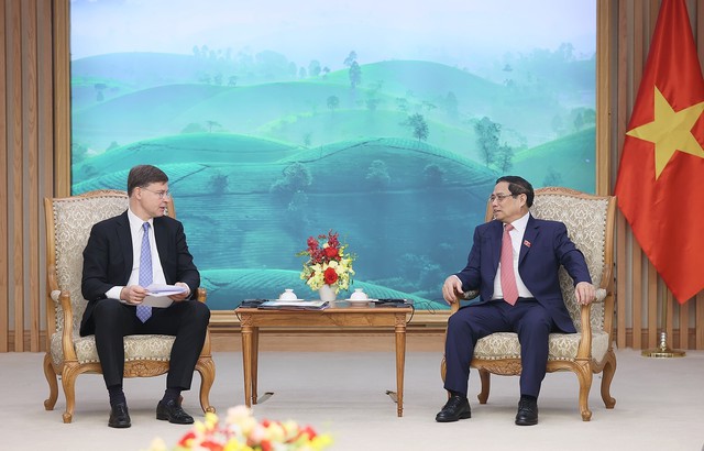 Thủ tướng Phạm Minh Chính tiếp Phó Chủ tịch Ủy ban châu Âu Valdis Dombrovski - Ảnh 3.