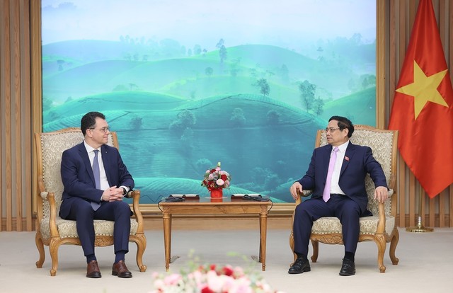 Thủ tướng Phạm Minh Chính tiếp Bộ trưởng Kinh tế, Doanh nghiệp và Du lịch Romania - Ảnh 2.