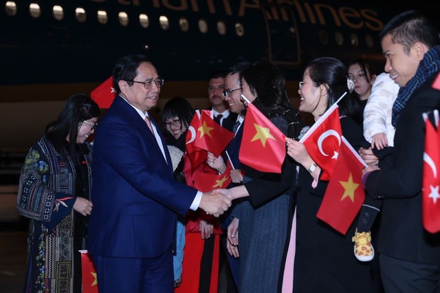 Thủ tướng Phạm Minh Chính tới Ankara, bắt đầu thăm chính thức Thổ Nhĩ Kỳ - Ảnh 7.